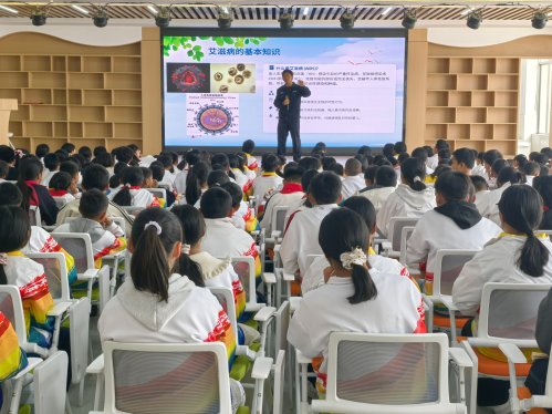 C:/Users/Administrator/Desktop/戒毒所投稿1篇/9.jpg9