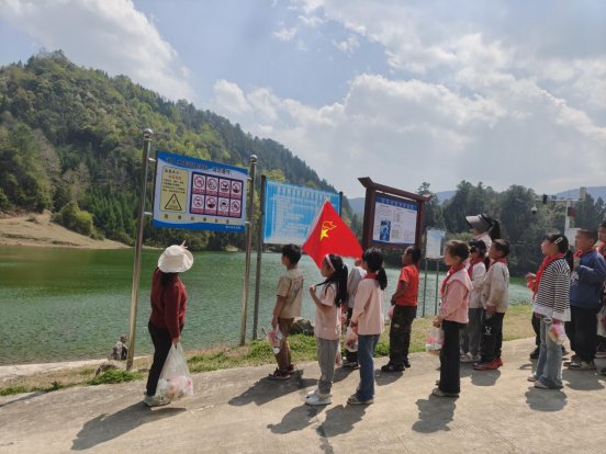 95f5c728c718a8fdd0648179e6508f85