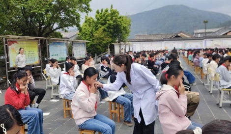 7a12edb14c3d0e753bc363415fa8b438