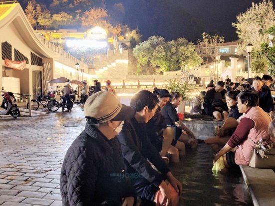 d70bdb8d7341d9b3947915fcbc25cab